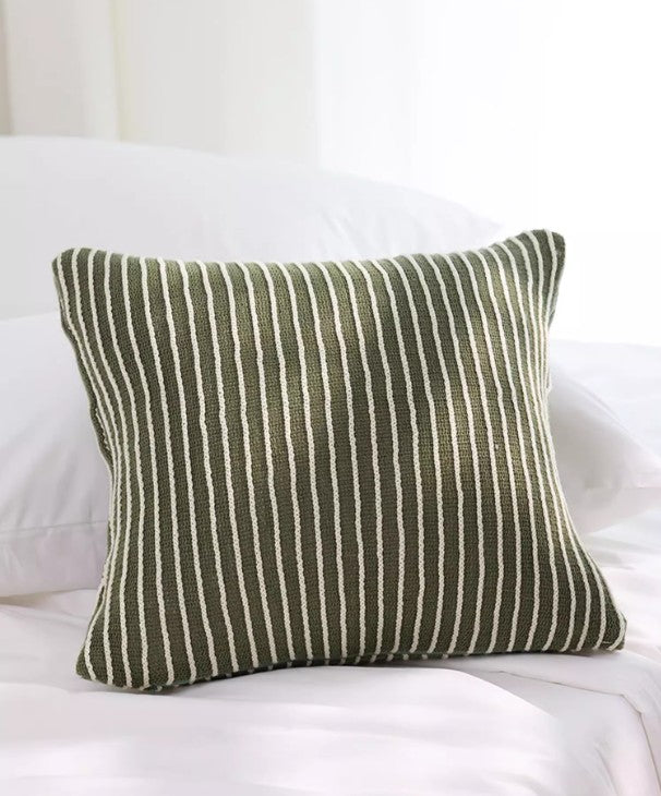 Cozy Retro Knit Bed Throw & Pillow Cover Set