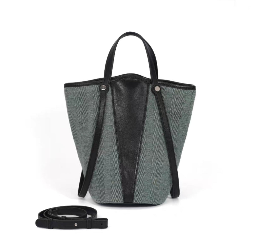 Denim Bucket Bag – Effortless Everyday Elegance