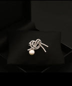 Pearl Knot Brooch Pin (Tied Moments Series)