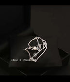 Girl with a Pearl Earring Silhouette – Brooch Pin